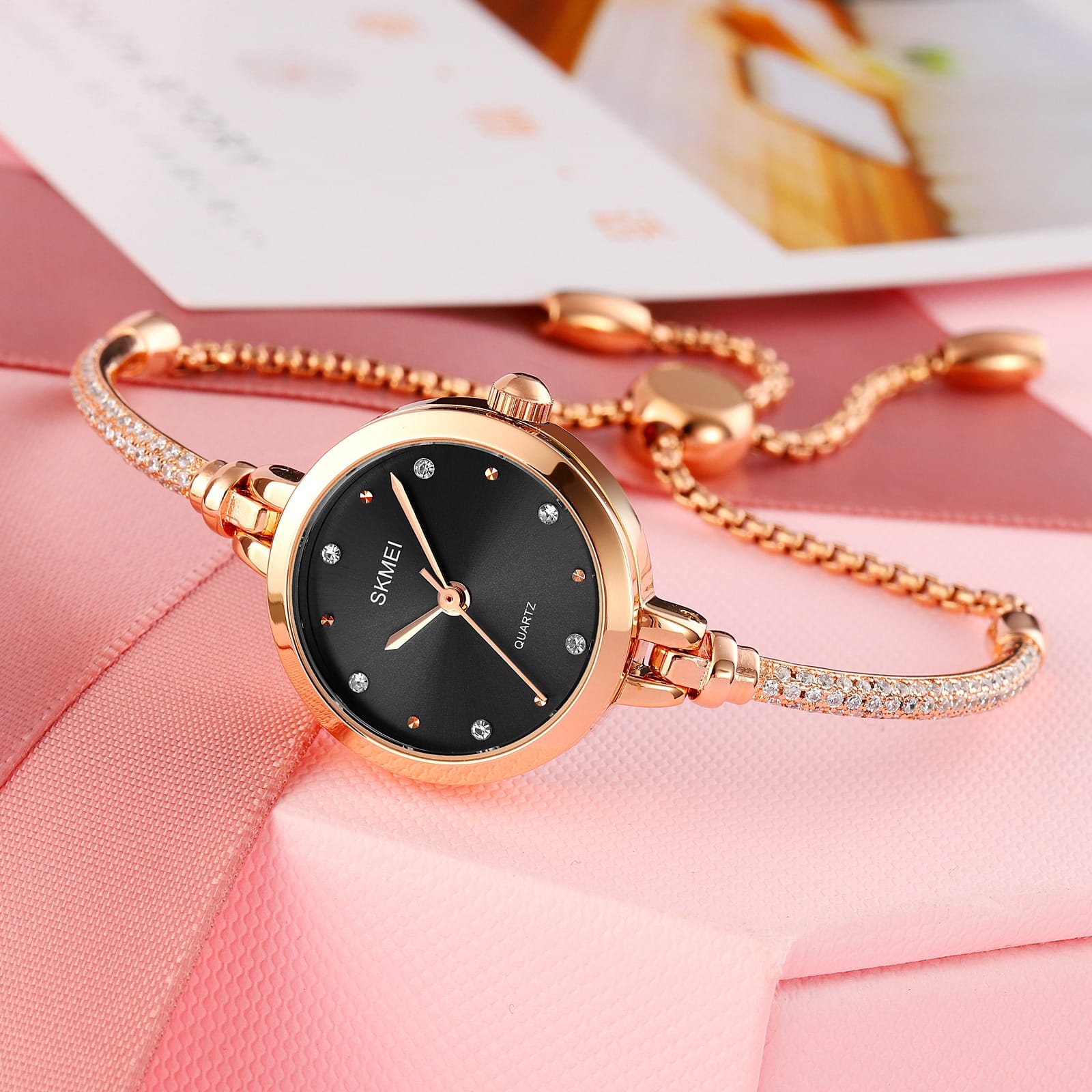 SKMEI 1805 Stylish Bracelet Watch For Women - Image 2