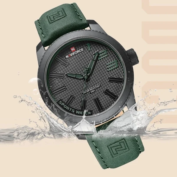 Naviforce 9202 Leather Men's Casual Business Watch - Image 3