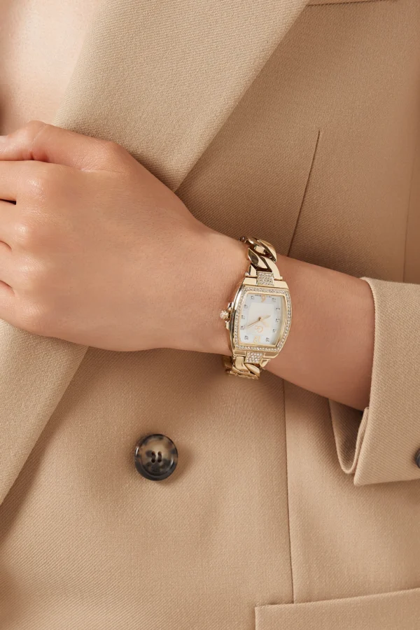 Gucci Premium Bracelet Style Diomand Design Ladies Watch - Image 6