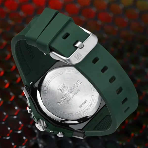 Naviforce 8051 Quartz Fashion Wristwatch for Man - Image 2