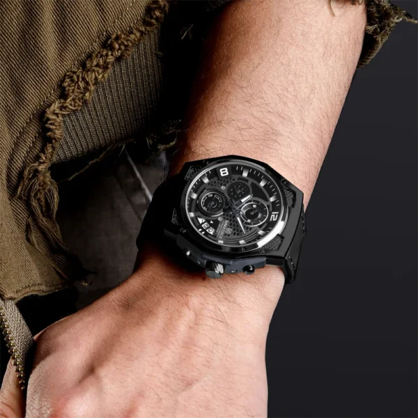 Naviforce 8051 Quartz Fashion Wristwatch for Man - Image 3
